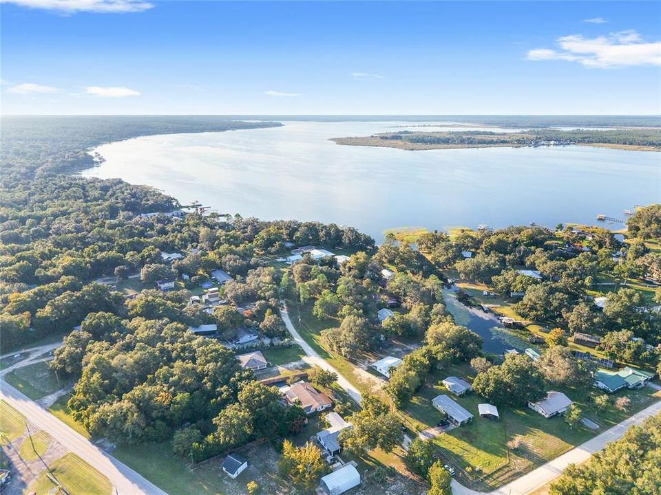 For Sale: $299,987 (3 beds, 2 baths, 1722 Square Feet)