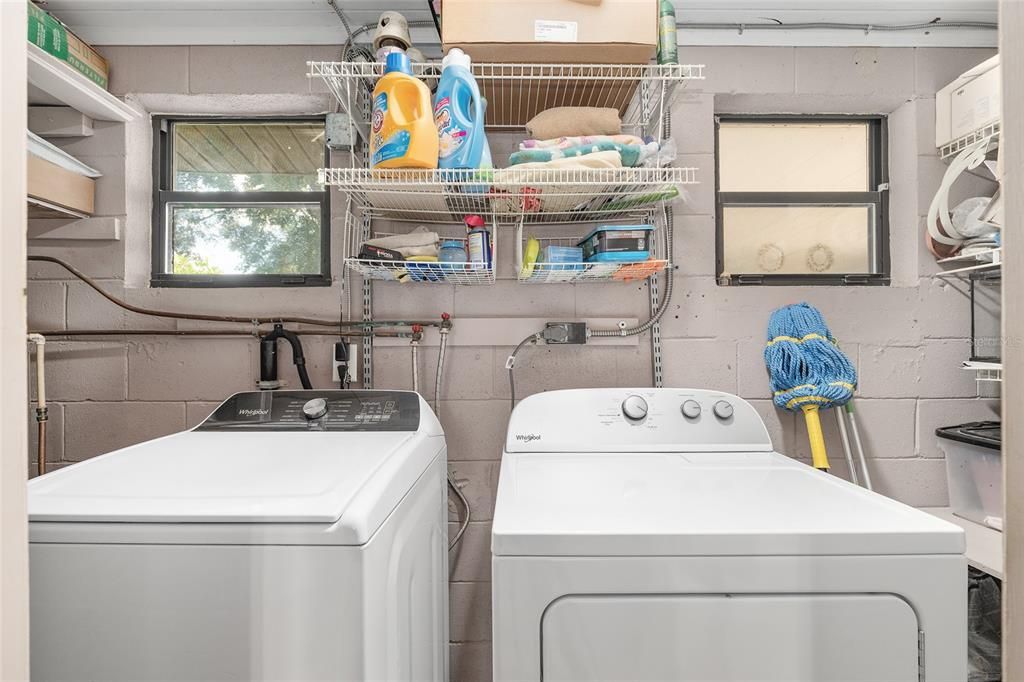 For Sale: $299,987 (3 beds, 2 baths, 1722 Square Feet)