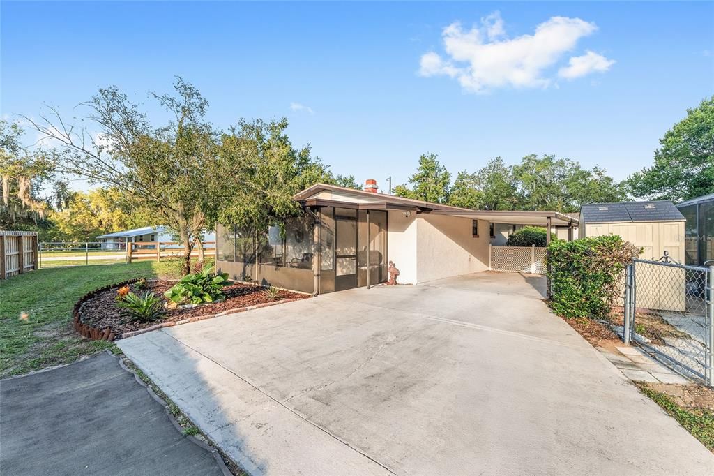 For Sale: $299,987 (3 beds, 2 baths, 1722 Square Feet)