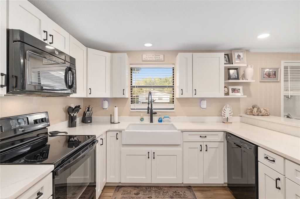 For Sale: $299,987 (3 beds, 2 baths, 1722 Square Feet)