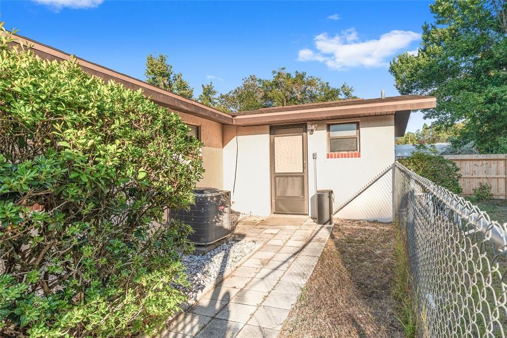 For Sale: $299,987 (3 beds, 2 baths, 1722 Square Feet)