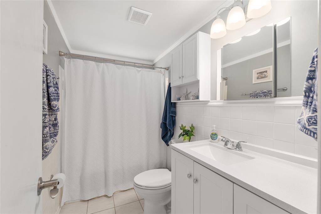 For Sale: $299,987 (3 beds, 2 baths, 1722 Square Feet)