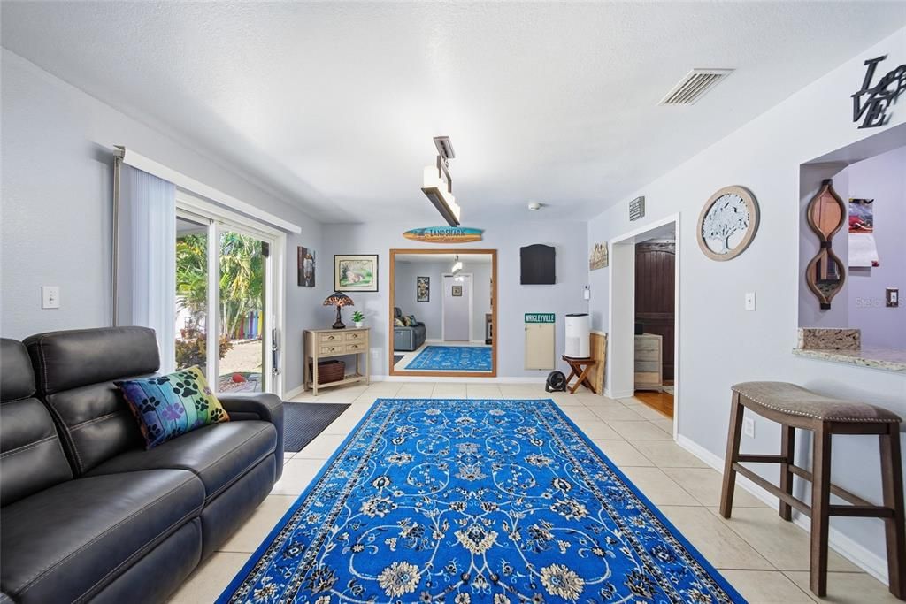 Active With Contract: $440,000 (3 beds, 2 baths, 1504 Square Feet)