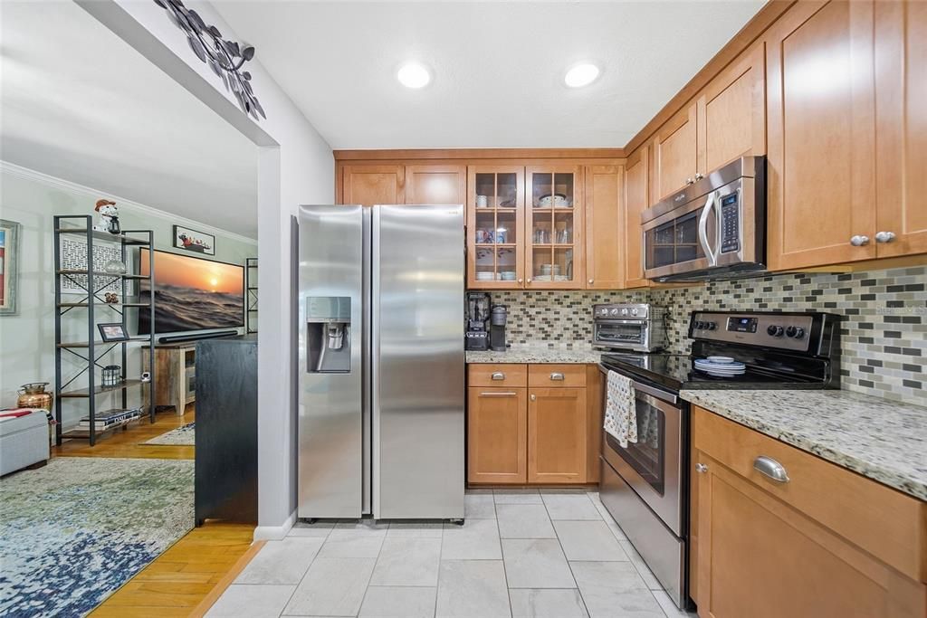 Active With Contract: $440,000 (3 beds, 2 baths, 1504 Square Feet)
