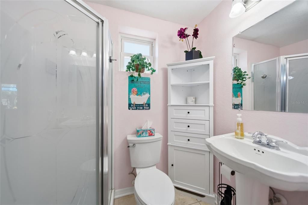 Active With Contract: $440,000 (3 beds, 2 baths, 1504 Square Feet)