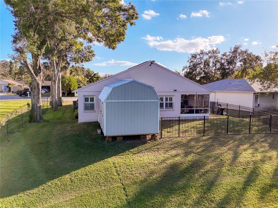 For Sale: $358,000 (3 beds, 2 baths, 1384 Square Feet)