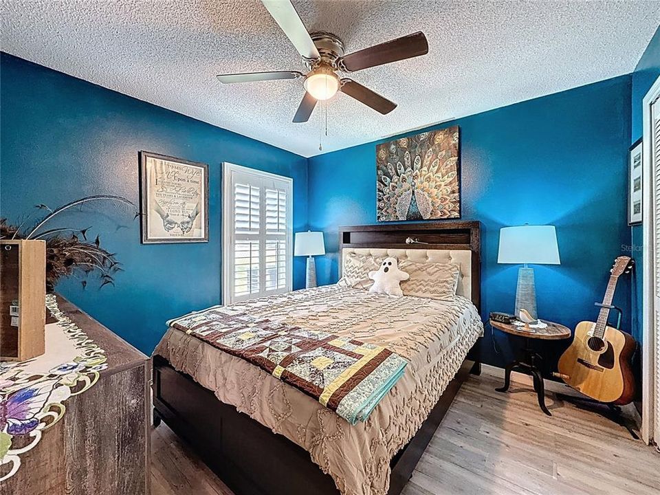 For Sale: $358,000 (3 beds, 2 baths, 1384 Square Feet)