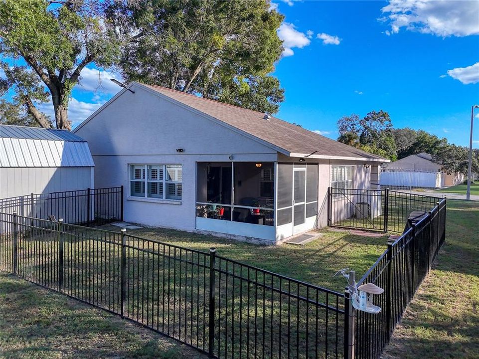 For Sale: $358,000 (3 beds, 2 baths, 1384 Square Feet)