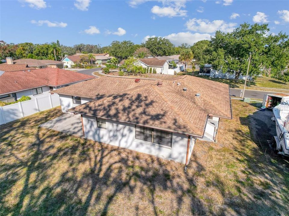 合同活跃: $279,000 (2 贝兹, 2 浴室, 1416 平方英尺)