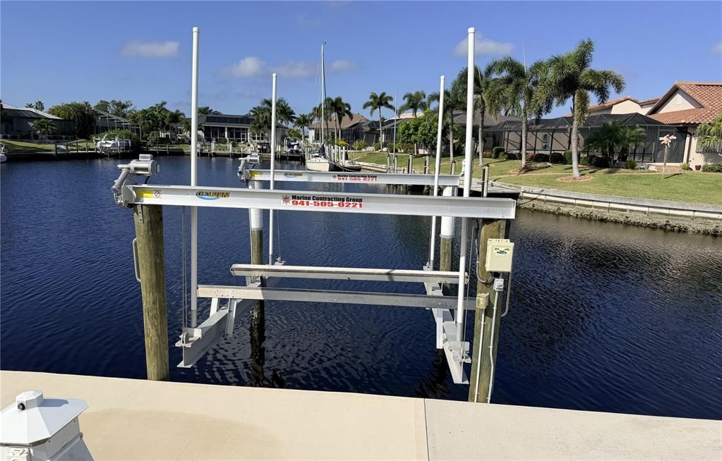 合同活跃: $669,000 (3 贝兹, 2 浴室, 2123 平方英尺)