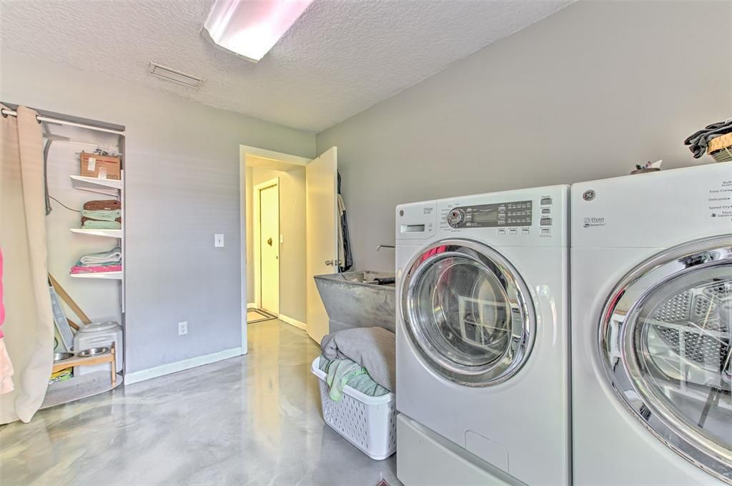 待售: $559,900 (3 贝兹, 3 浴室, 2280 平方英尺)