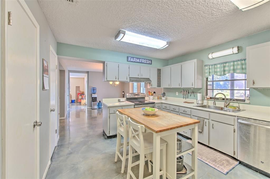 待售: $559,900 (3 贝兹, 3 浴室, 2280 平方英尺)