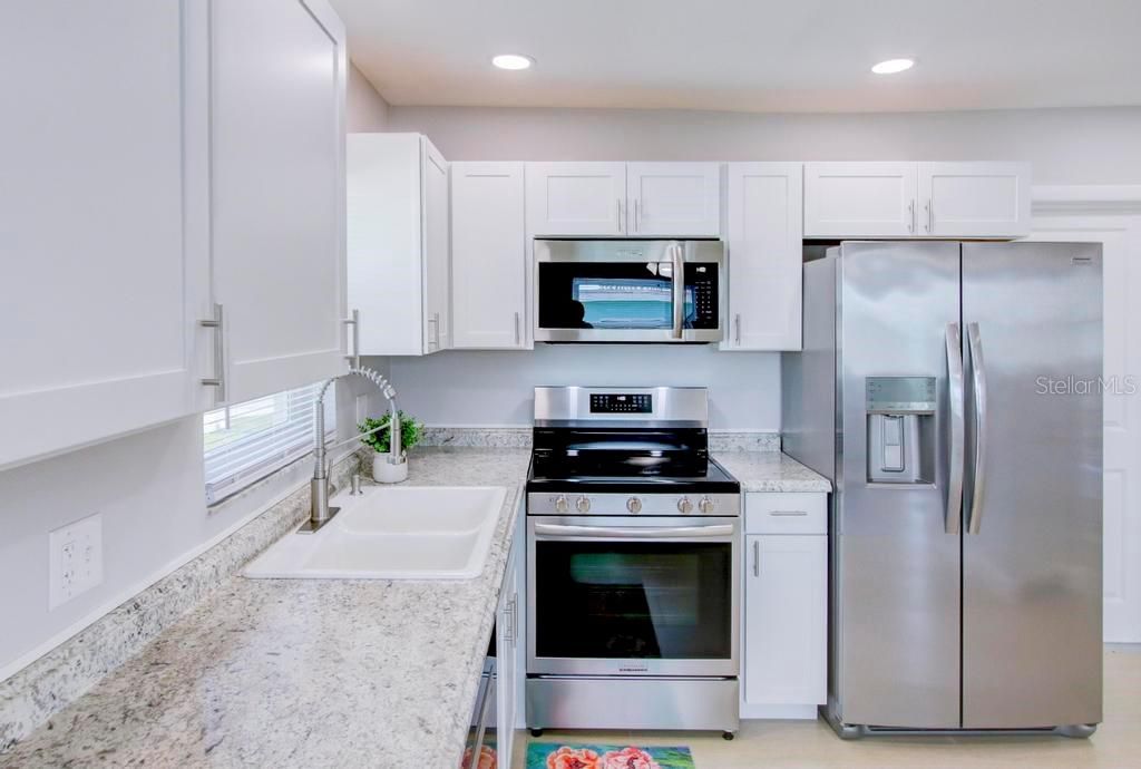 En Venta: $228,900 (2 camas, 2 baños, 1260 Pies cuadrados)