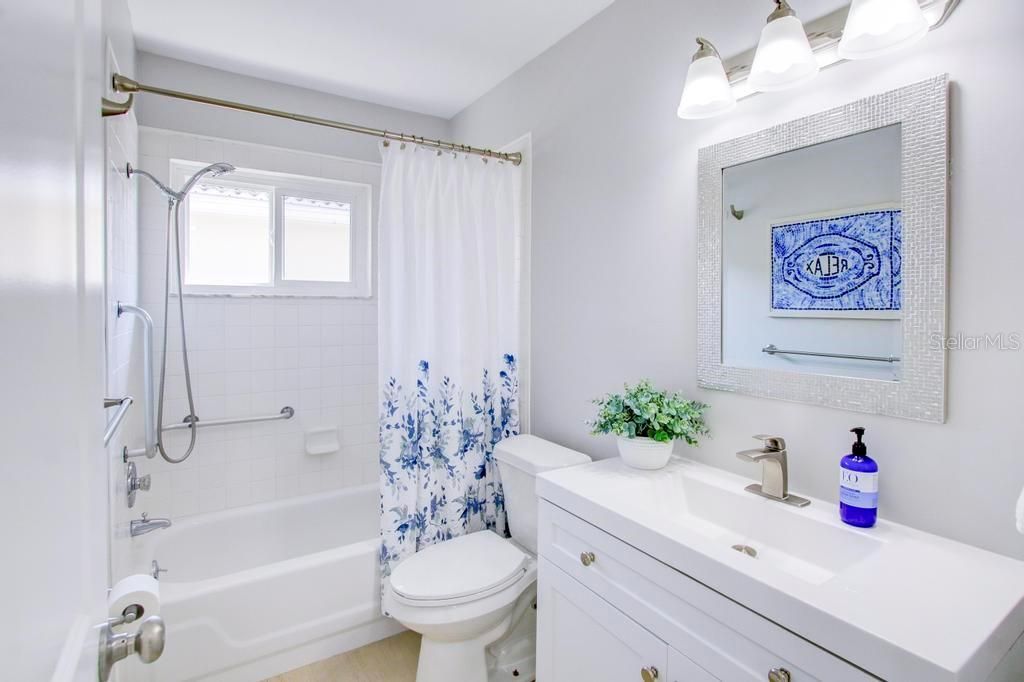 En Venta: $228,900 (2 camas, 2 baños, 1260 Pies cuadrados)