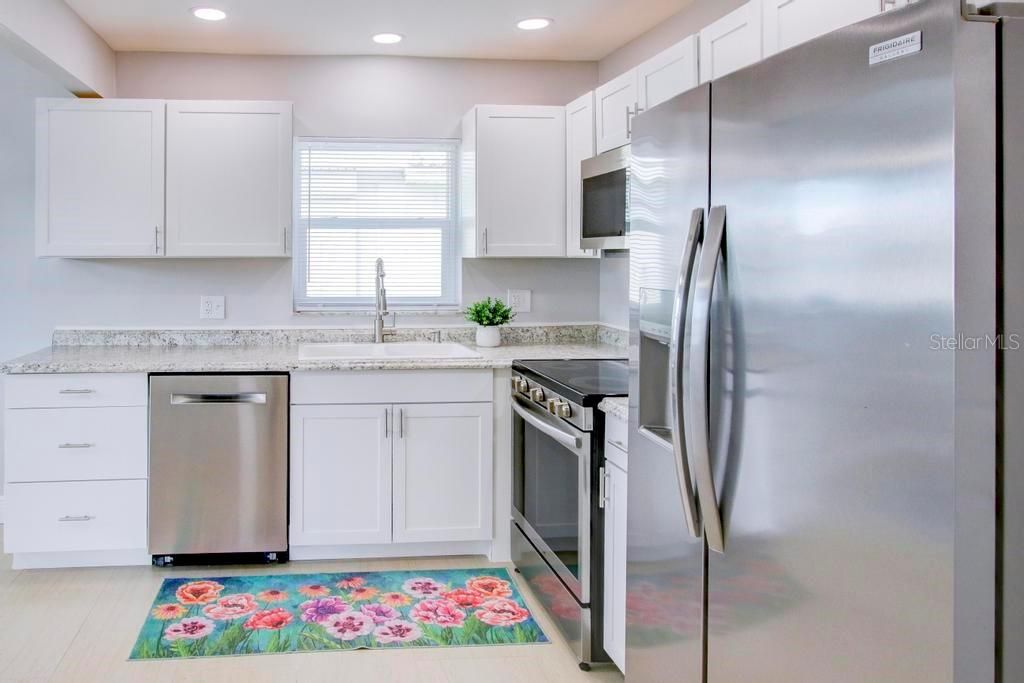 En Venta: $228,900 (2 camas, 2 baños, 1260 Pies cuadrados)