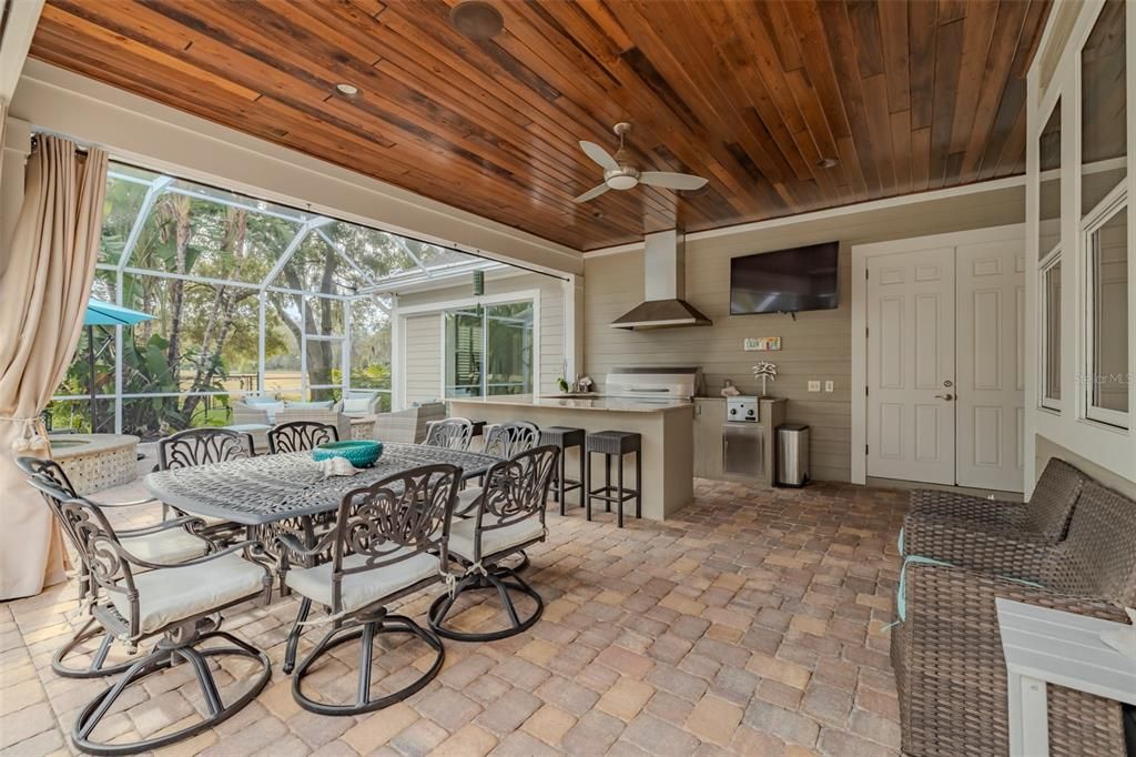 На продажу: $1,499,000 (5 спален, 5 ванн, 5563 Квадратных фут)