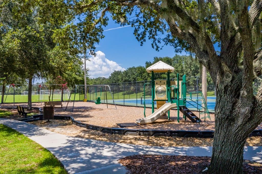 На продажу: $1,499,000 (5 спален, 5 ванн, 5563 Квадратных фут)