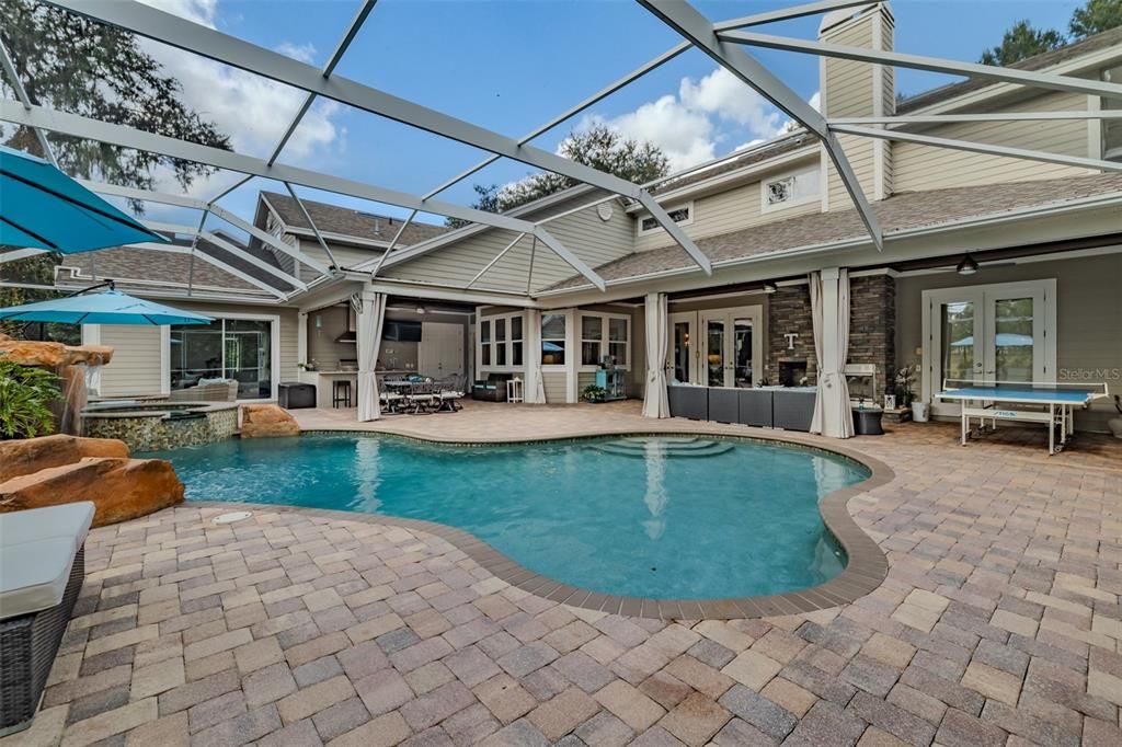 На продажу: $1,499,000 (5 спален, 5 ванн, 5563 Квадратных фут)