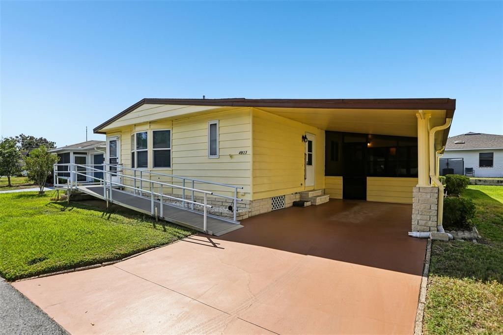 Active With Contract: $125,000 (2 beds, 2 baths, 1404 Square Feet)