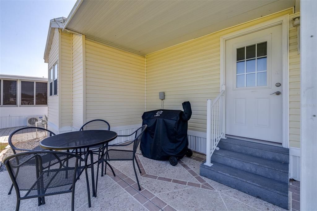 En Venta: $155,000 (3 camas, 2 baños, 781 Pies cuadrados)