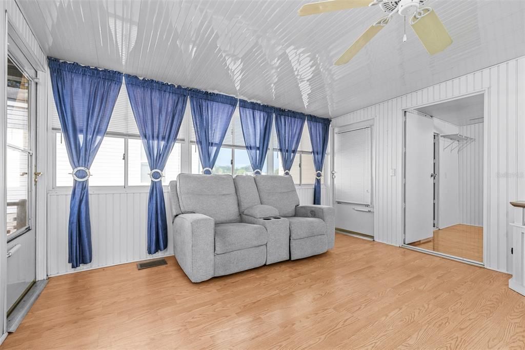 En Venta: $155,000 (3 camas, 2 baños, 781 Pies cuadrados)