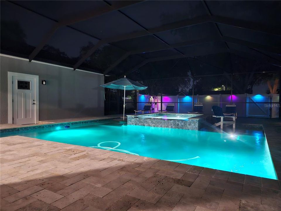 Activo con contrato: $691,500 (4 camas, 3 baños, 2346 Pies cuadrados)