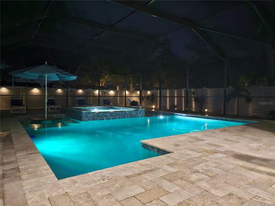 Activo con contrato: $691,500 (4 camas, 3 baños, 2346 Pies cuadrados)