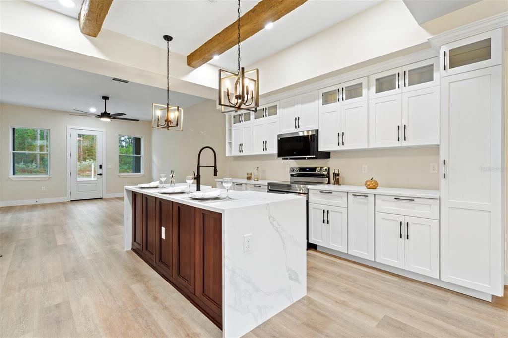 For Sale: $549,900 (6 beds, 0 baths, 3340 Square Feet)