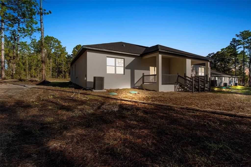 For Sale: $549,900 (6 beds, 0 baths, 3340 Square Feet)