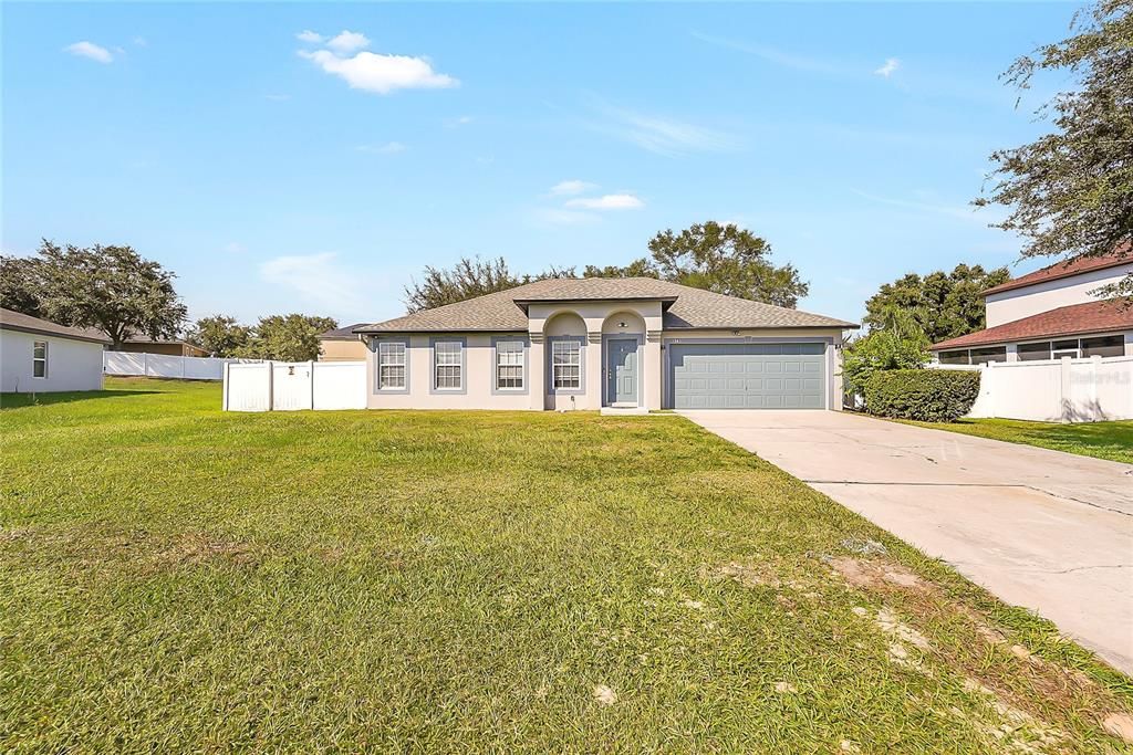 For Sale: $345,000 (4 beds, 2 baths, 2088 Square Feet)