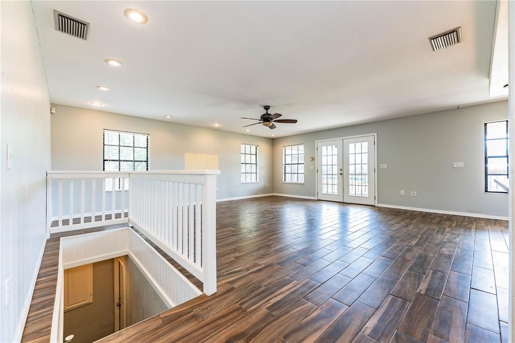 En Venta: $369,900 (3 camas, 2 baños, 1444 Pies cuadrados)