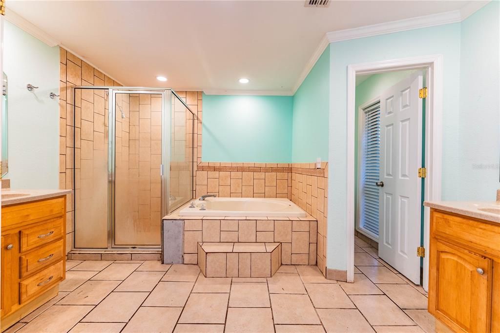 En Venta: $369,900 (3 camas, 2 baños, 1444 Pies cuadrados)