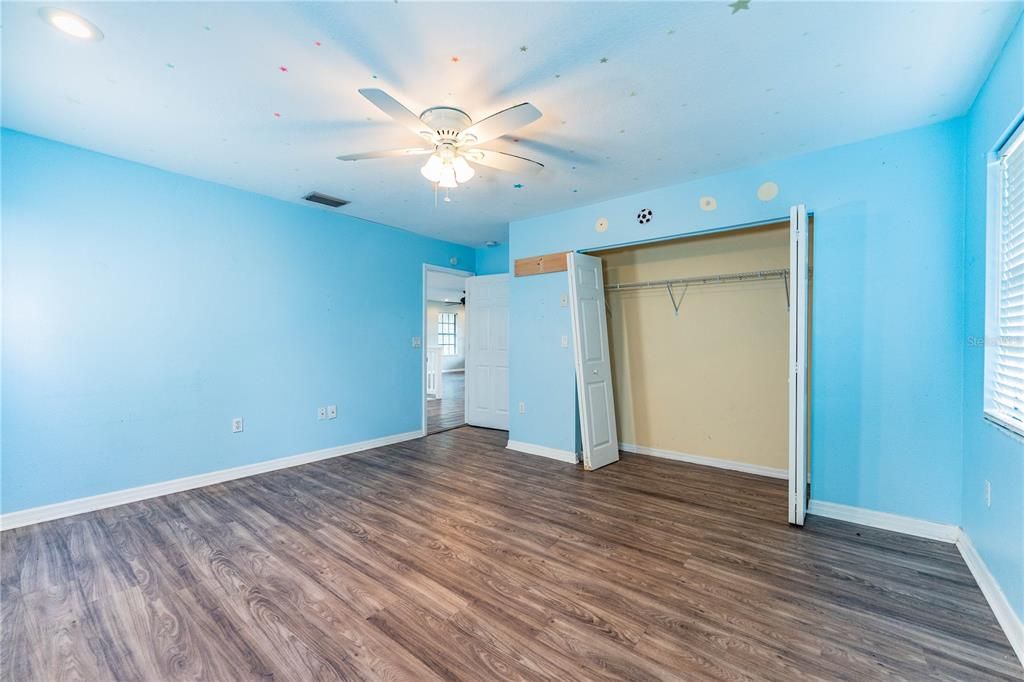 En Venta: $369,900 (3 camas, 2 baños, 1444 Pies cuadrados)