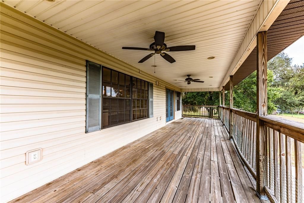 En Venta: $369,900 (3 camas, 2 baños, 1444 Pies cuadrados)