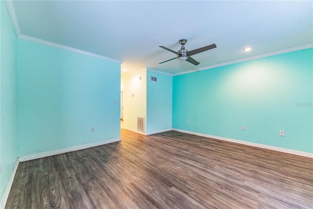 En Venta: $369,900 (3 camas, 2 baños, 1444 Pies cuadrados)