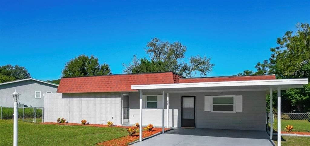 На продажу: $234,900 (3 спален, 2 ванн, 1744 Квадратных фут)