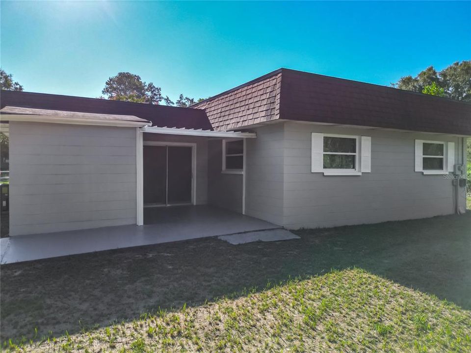 На продажу: $234,900 (3 спален, 2 ванн, 1744 Квадратных фут)