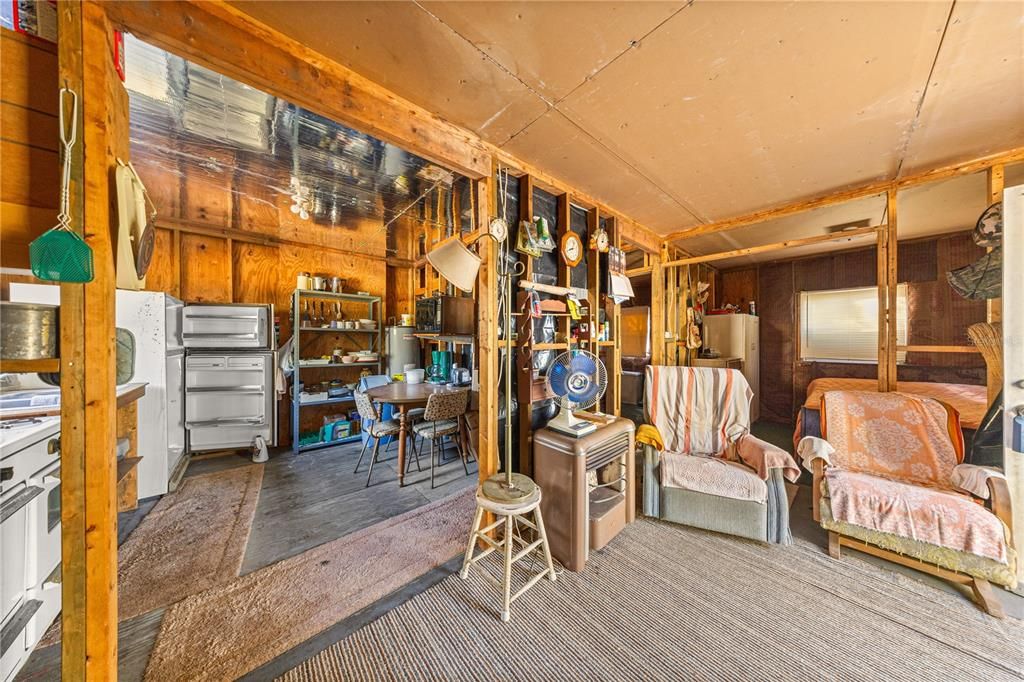 待售: $112,500 (2 贝兹, 1 浴室, 480 平方英尺)