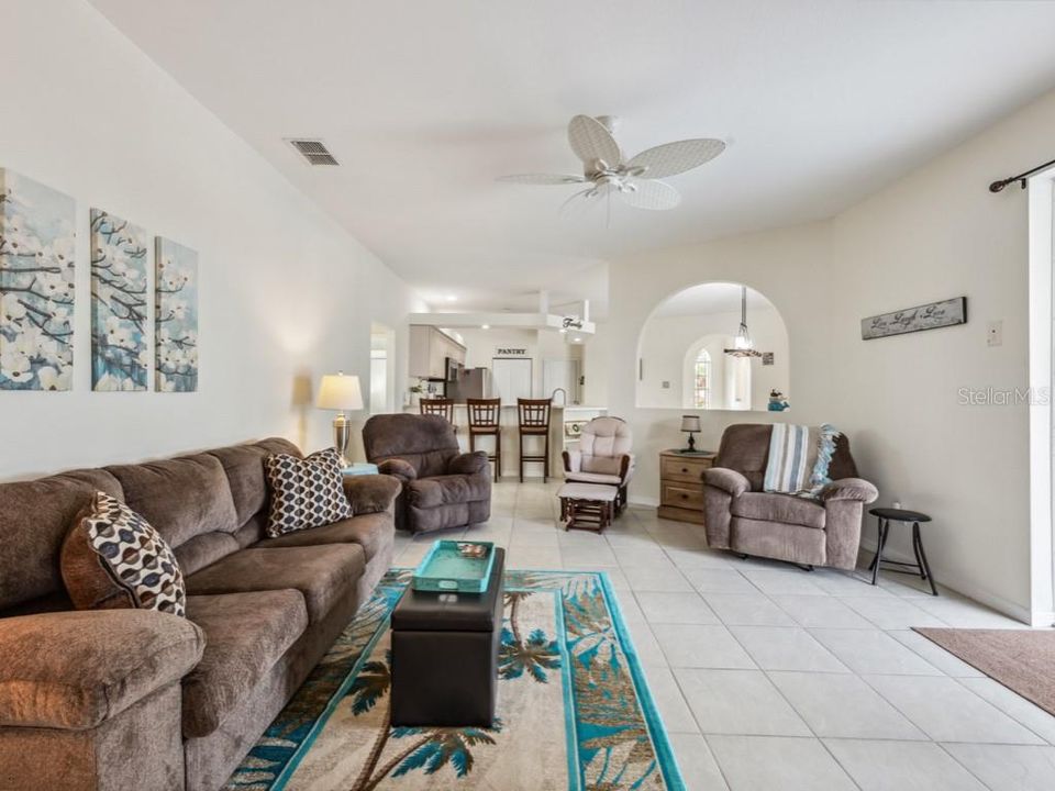 For Sale: $649,000 (4 beds, 3 baths, 2474 Square Feet)