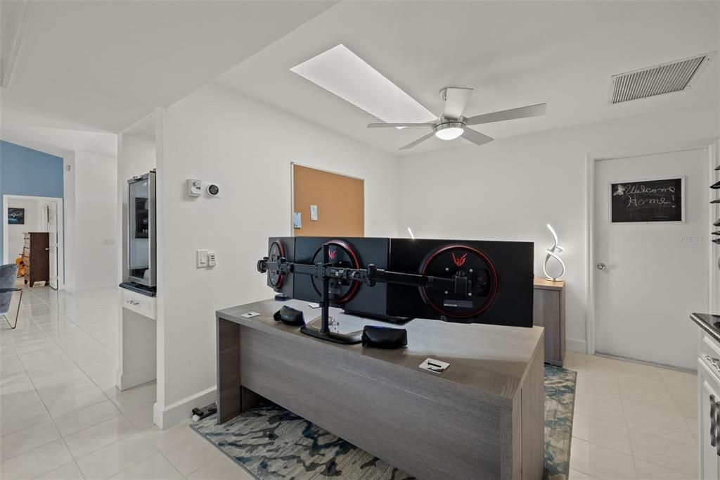 For Sale: $649,900 (3 beds, 2 baths, 1958 Square Feet)