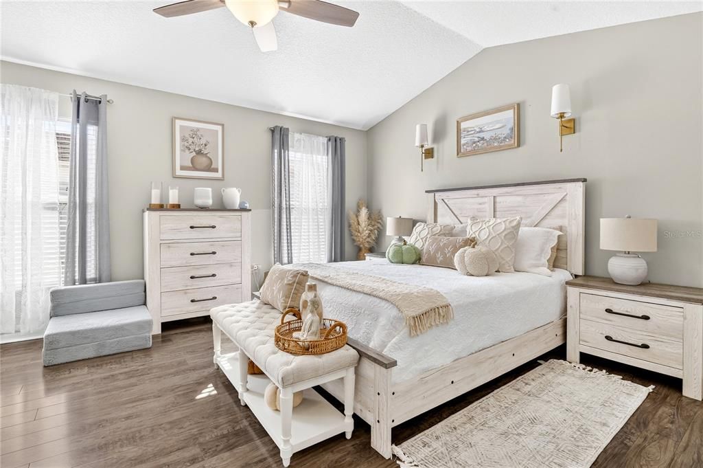 For Sale: $469,000 (4 beds, 2 baths, 1805 Square Feet)