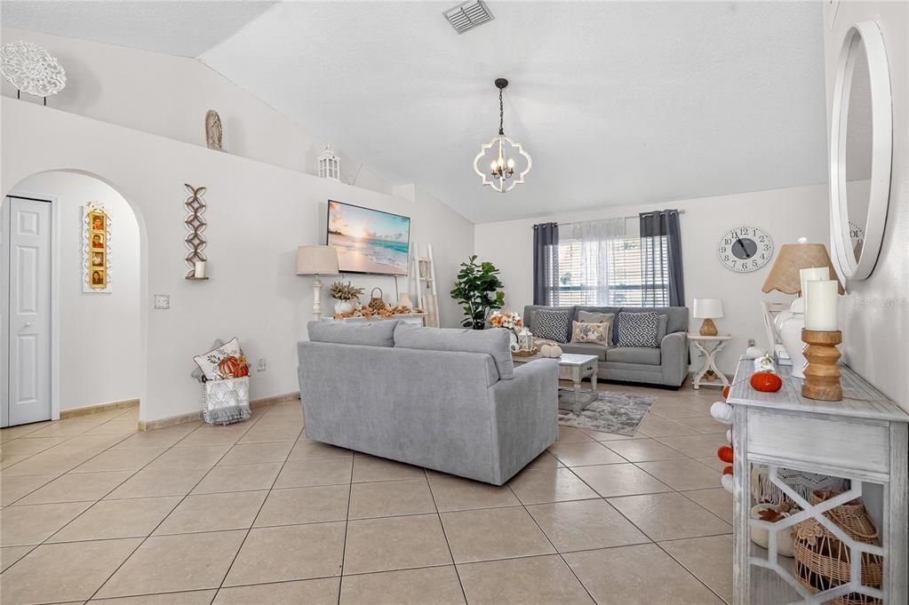 For Sale: $469,000 (4 beds, 2 baths, 1805 Square Feet)