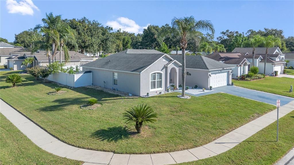 For Sale: $469,000 (4 beds, 2 baths, 1805 Square Feet)