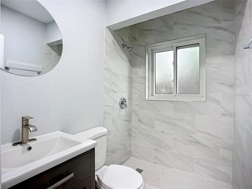 Под контрактом: $410,000 (3 спален, 0 ванн, 1410 Квадратных фут)