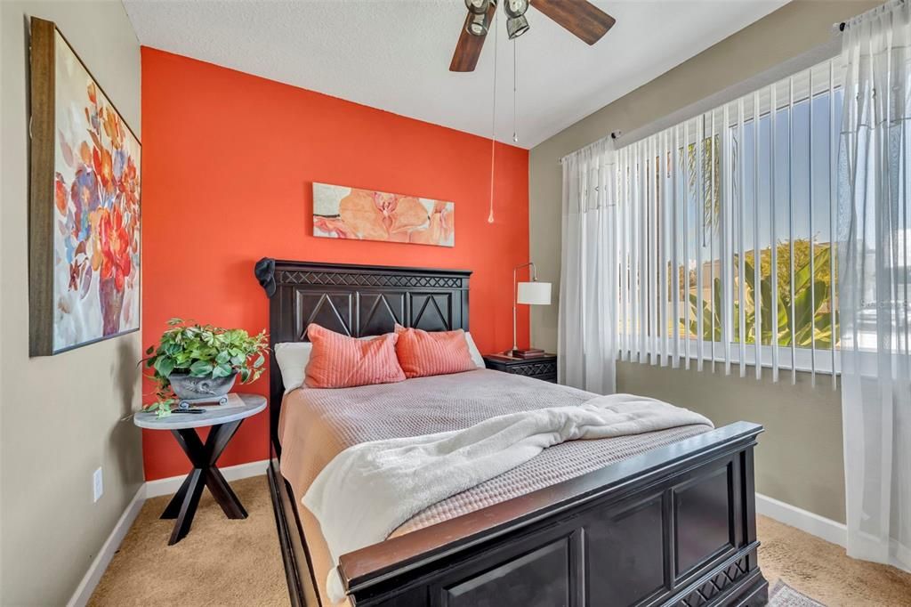 Под контрактом: $535,000 (4 спален, 3 ванн, 2287 Квадратных фут)