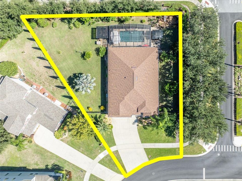 Под контрактом: $535,000 (4 спален, 3 ванн, 2287 Квадратных фут)