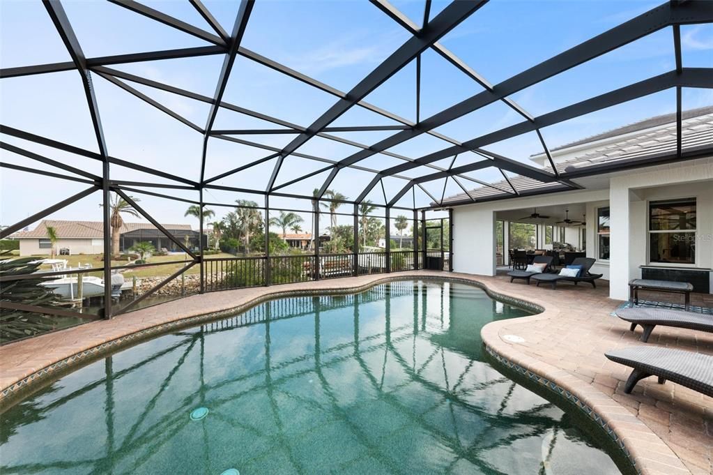 Active With Contract: $2,550,000 (3 beds, 3 baths, 3640 Square Feet)