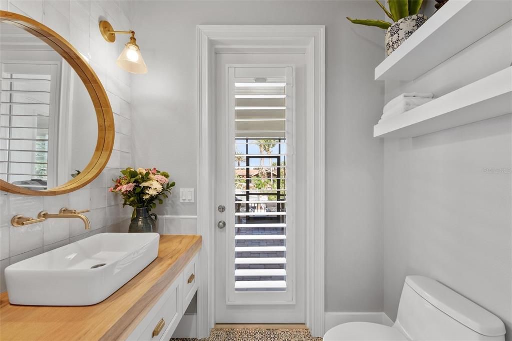 Active With Contract: $2,550,000 (3 beds, 3 baths, 3640 Square Feet)