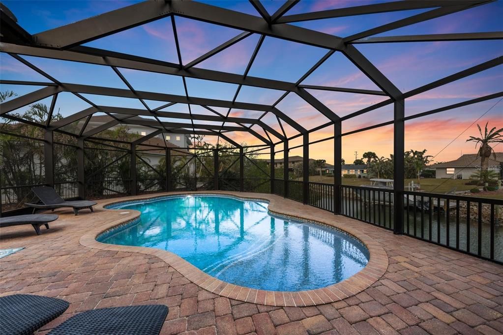 Active With Contract: $2,550,000 (3 beds, 3 baths, 3640 Square Feet)