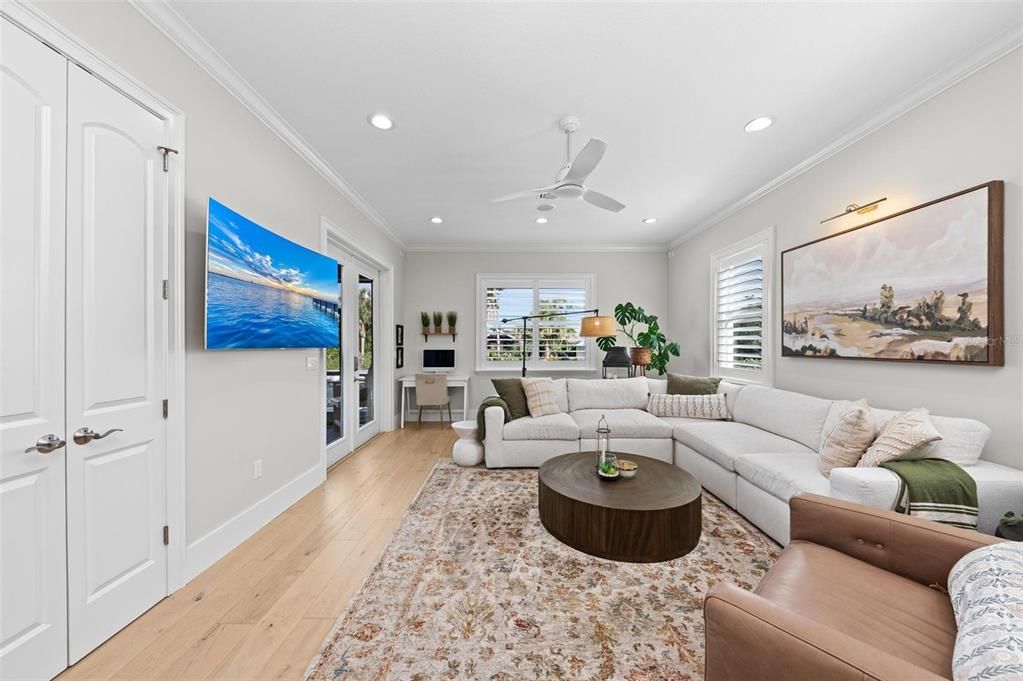 Active With Contract: $2,550,000 (3 beds, 3 baths, 3640 Square Feet)